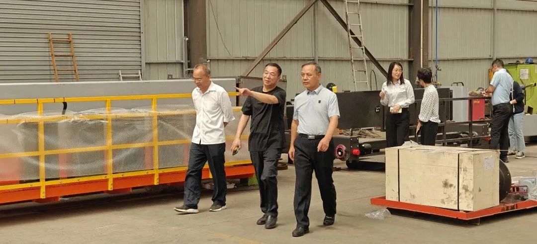 熱烈歡迎省市場(chǎng)監督管理局認證處史明甫處長(cháng)等一行蒞臨東起集團考察調研！